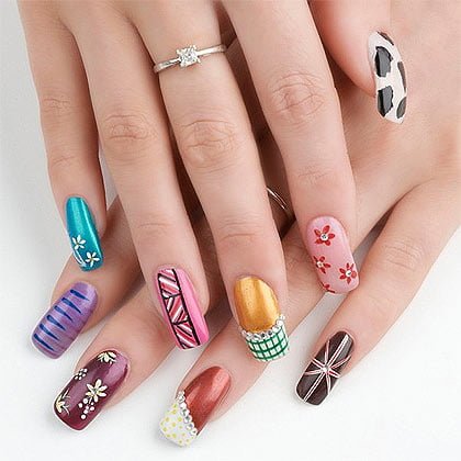 Nail art course